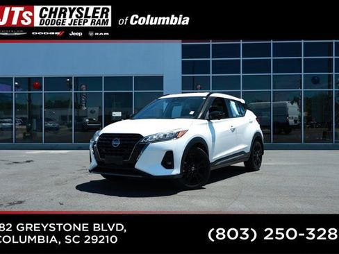 Used 2021 Nissan Kicks SR FWD image 1