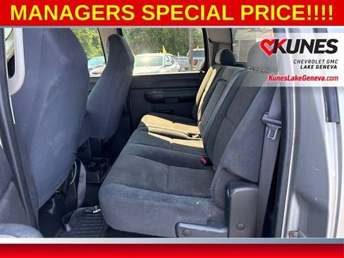 Used 2007 Chevrolet Silverado 1500 LT w/ 1LT Convenience Package AWD/4WD image 12