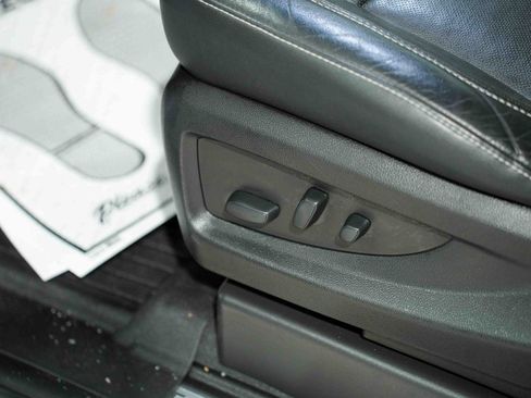 Used 2019 Chevrolet Suburban Premier image 29