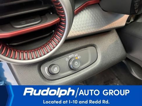 Used 2025 Chevrolet Trax RS image 14