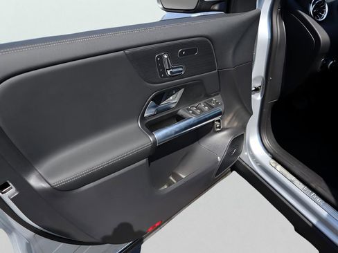 New 2026 Mercedes-Benz GLA 250 4MATIC image 23