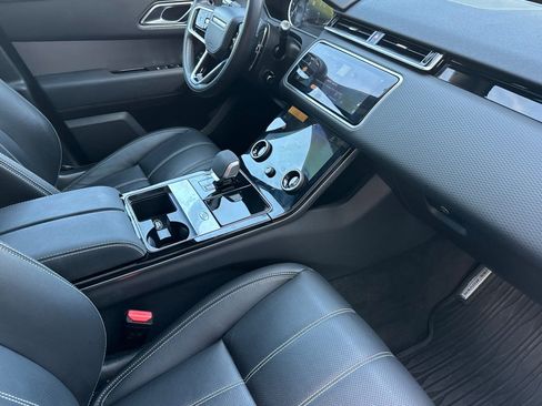 Used 2022 Land Rover Range Rover Velar R-Dynamic S AWD/4WD image 19