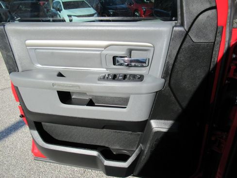 Used 2019 RAM 1500 Warlock w/ Electronics Group AWD/4WD image 19