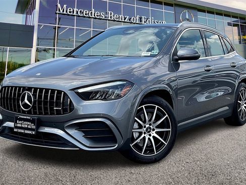 Used 2025 Mercedes-Benz GLA 35 AMG 4MATIC image 9