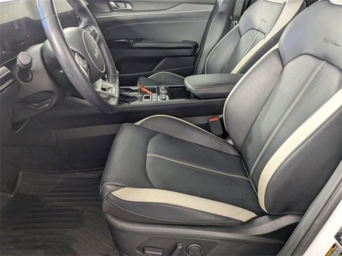 Used 2025 Kia K5 GT-Line image 12