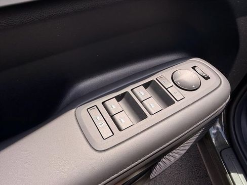 Certified 2026 Hyundai Santa Fe SEL AWD/4WD image 16