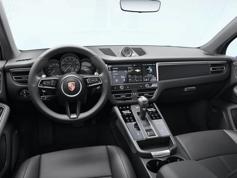 New 2026 Porsche Macan image 4