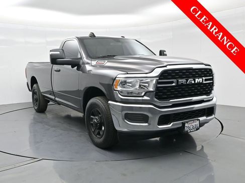 Used 2023 RAM 2500 Tradesman image 4