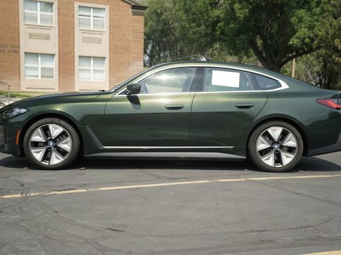 Certified 2024 BMW i4 eDrive35 w/ Premium Package RWD image 2
