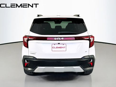 Used 2024 Kia Seltos SX AWD/4WD image 8