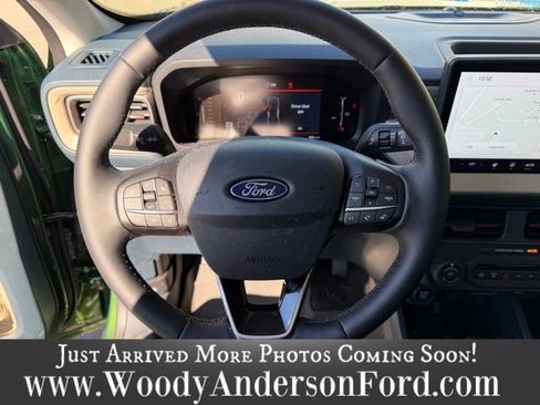 Used 2025 Ford Maverick Lariat w/ 4K Tow Package image 13