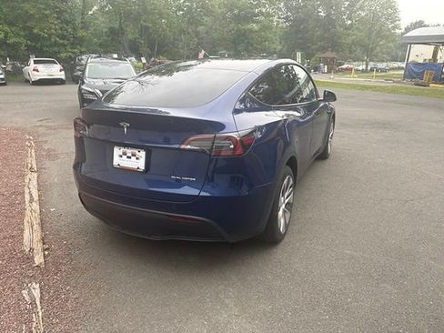 Used 2023 Tesla Model Y Long Range AWD/4WD image 6