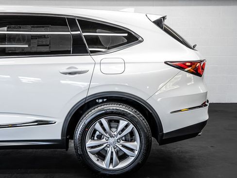 New 2026 Acura MDX SH-AWD image 13