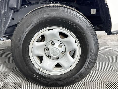 Used 2023 Toyota Tacoma SR RWD image 32