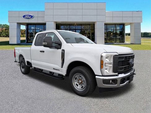New 2026 Ford F250 XL RWD image 2