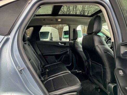 Used 2022 Ford Escape SEL AWD/4WD image 11