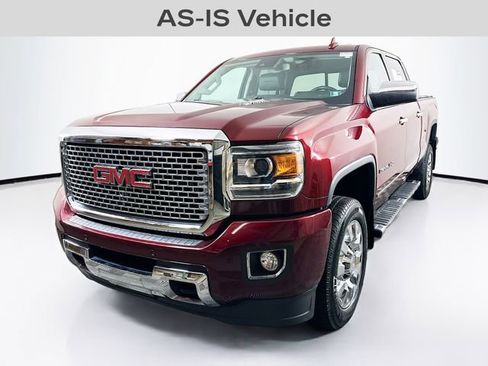 Used 2016 GMC Sierra 2500 Denali w/ Duramax Plus Package image 3