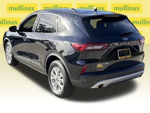 Certified 2023 Ford Escape Active w/ Tech Pack #2 image 10