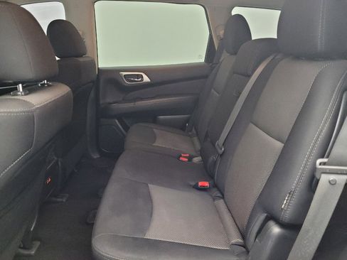 Used 2020 Nissan Pathfinder SV FWD image 18