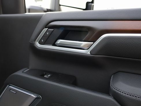 New 2026 GMC Sierra 3500 Denali w/ Denali Reserve Package image 8