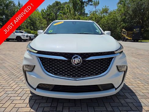 Used 2023 Buick Enclave Avenir w/ Avenir Technology Package FWD image 2