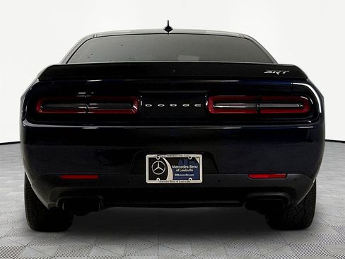 Used 2016 Dodge Challenger SRT Hellcat RWD image 5