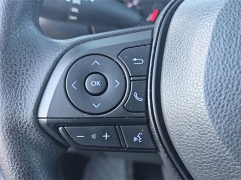 Used 2022 Toyota RAV4 LE image 20