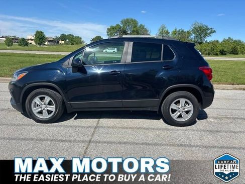 Used 2022 Chevrolet Trax LT w/ Driver Confidence Package AWD/4WD image 10