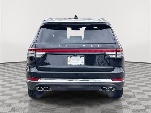 Used 2025 Lincoln Aviator Reserve w/ Illumination Package image 6
