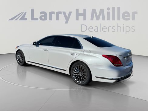 Used 2019 Genesis G90 3.3T Premium RWD image 3