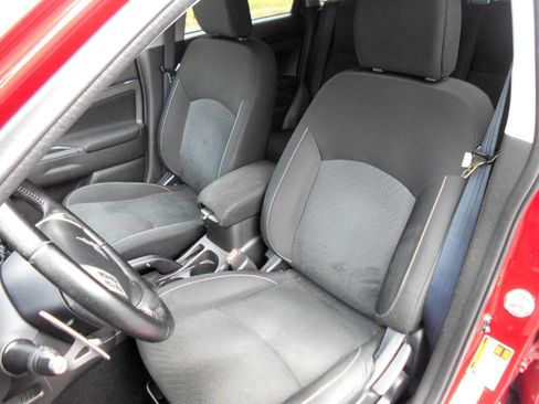 Used 2013 Mitsubishi Outlander Sport SE image 10