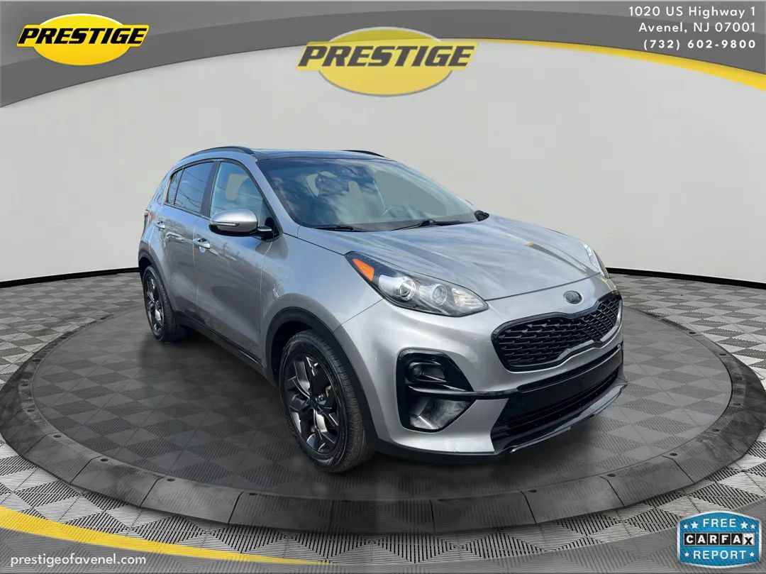Used 2022 Kia Sportage Nightfall Edition FWD image 3