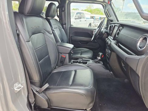 Used 2023 Jeep Wrangler Unlimited Sahara w/ Cold Weather Group image 20