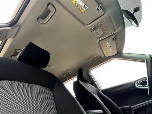 Used 2021 Kia Soul LX image 13