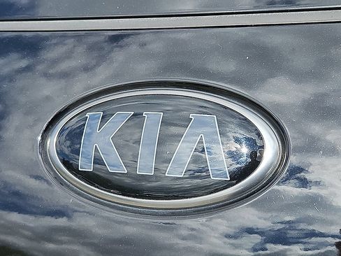 Certified 2022 Kia Sportage Nightfall Edition w/ Nighfall AWD Premium Package image 31