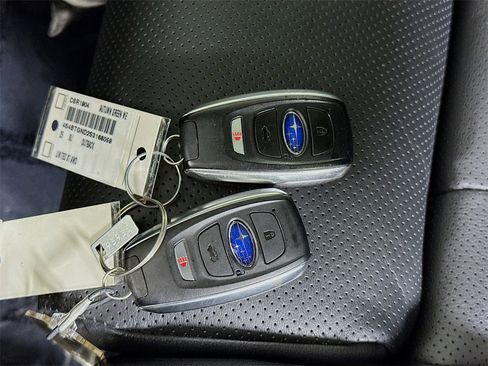 Certified 2025 Subaru Outback Limited XT image 37