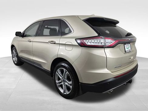 Used 2018 Ford Edge Titanium w/ Equipment Group 301A AWD/4WD image 5