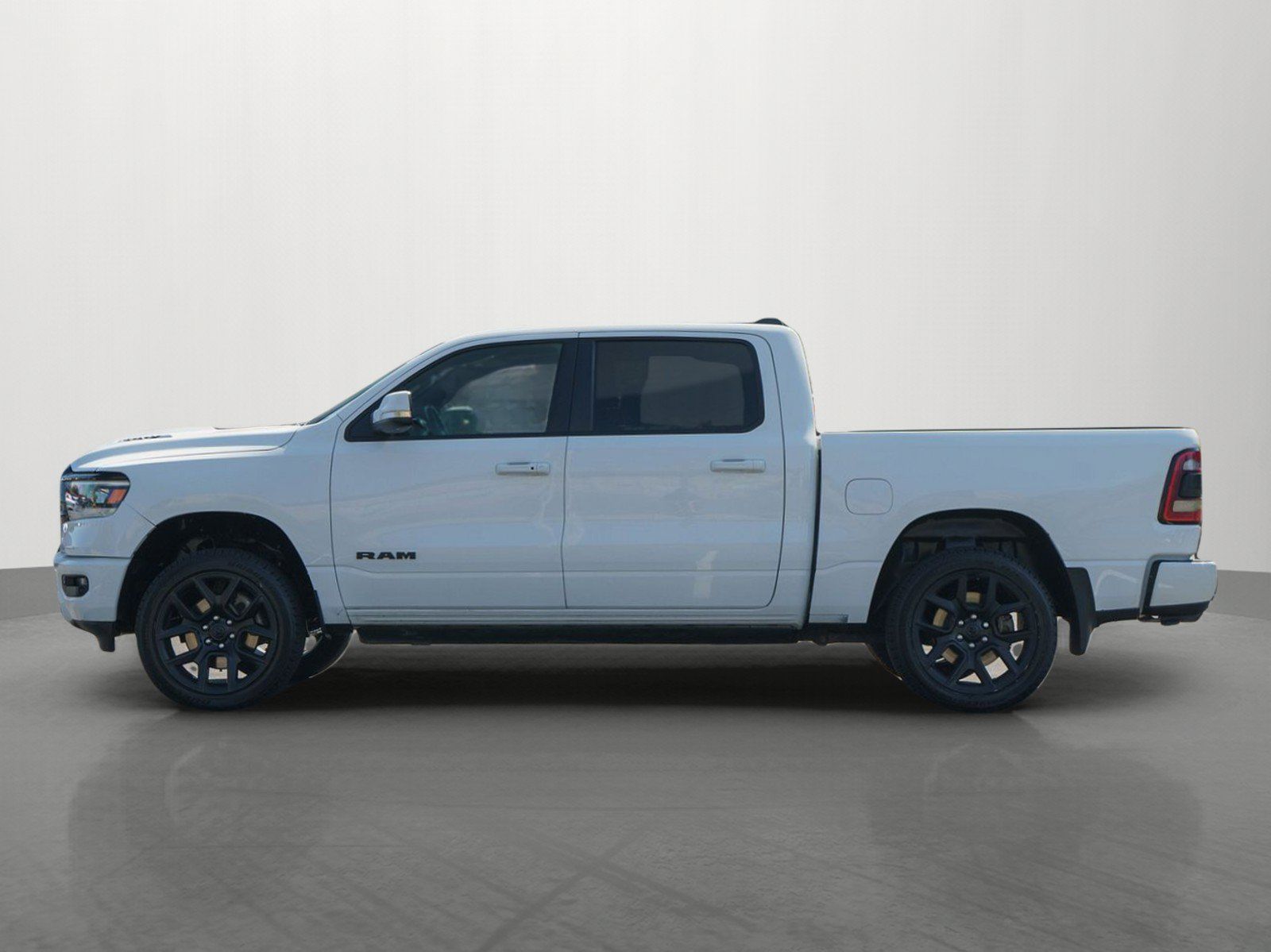 Used 2020 RAM 1500 Sport w/ Alpine Leather & Sound Group AWD/4WD image 4