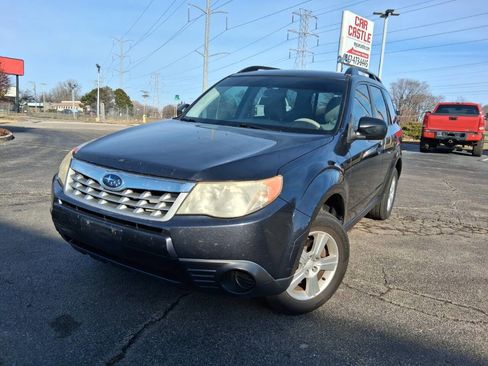 Used 2013 Subaru Forester 2.5X image 1