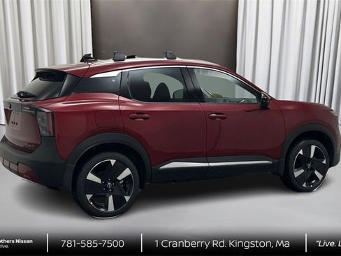 New 2026 Nissan Kicks SR w/ Cold Weather Package image 5