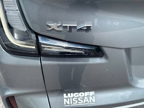 Used 2024 Cadillac XT4 Sport FWD image 10