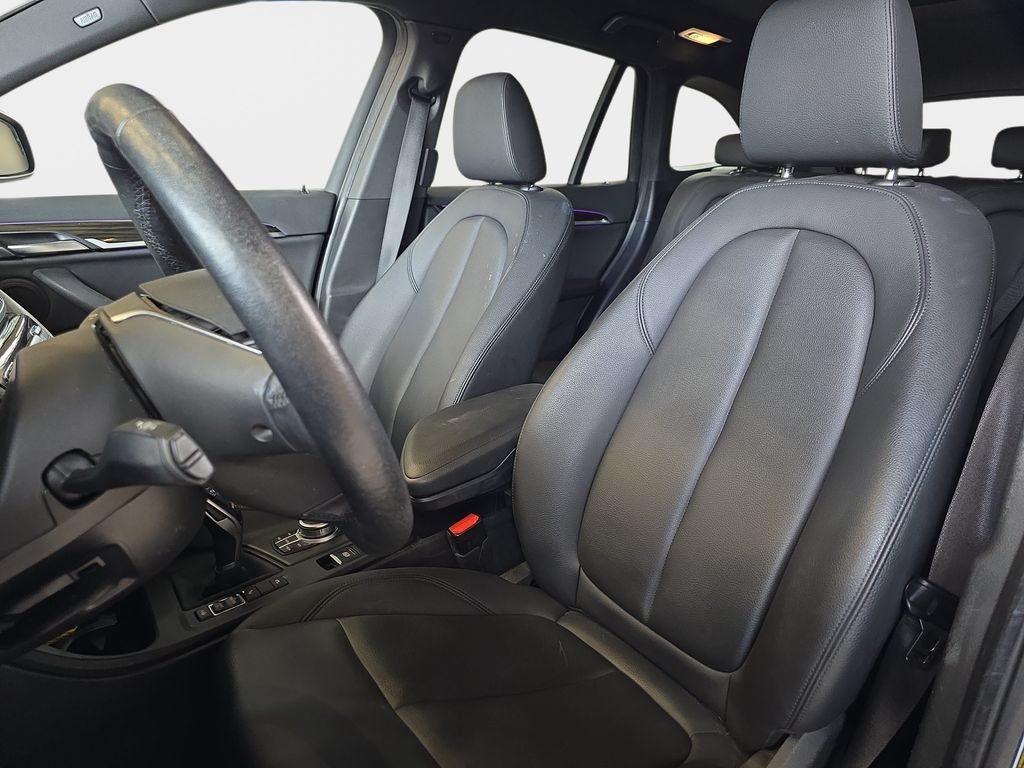 Used 2021 BMW X1 xDrive28i w/ Convenience Package AWD/4WD image 17