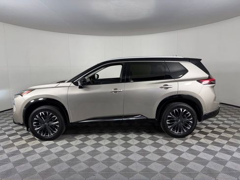 Used 2026 Nissan Rogue Platinum w/ Platinum Premium Package AWD/4WD image 11