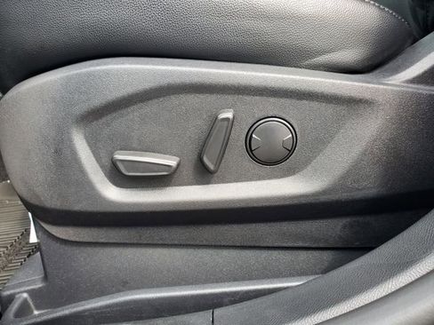 Used 2024 Ford Edge Titanium image 5