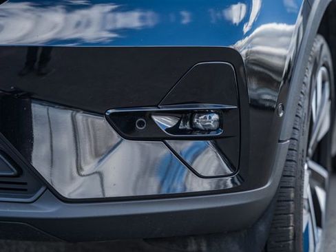 Certified 2024 Volvo XC40 B5 Plus w/ Protection Package Premier image 14