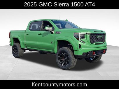 New 2025 GMC Sierra 1500 AT4 w/ AT4 Premium Package