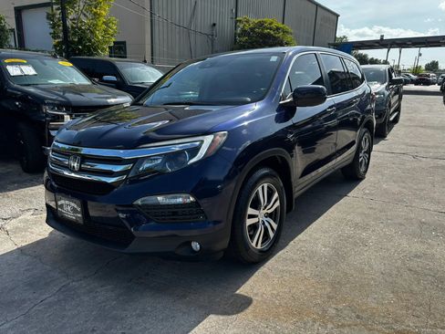 Used 2017 Honda Pilot EX-L image 3