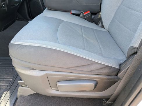 Used 2024 RAM 1500 Classic SLT image 22