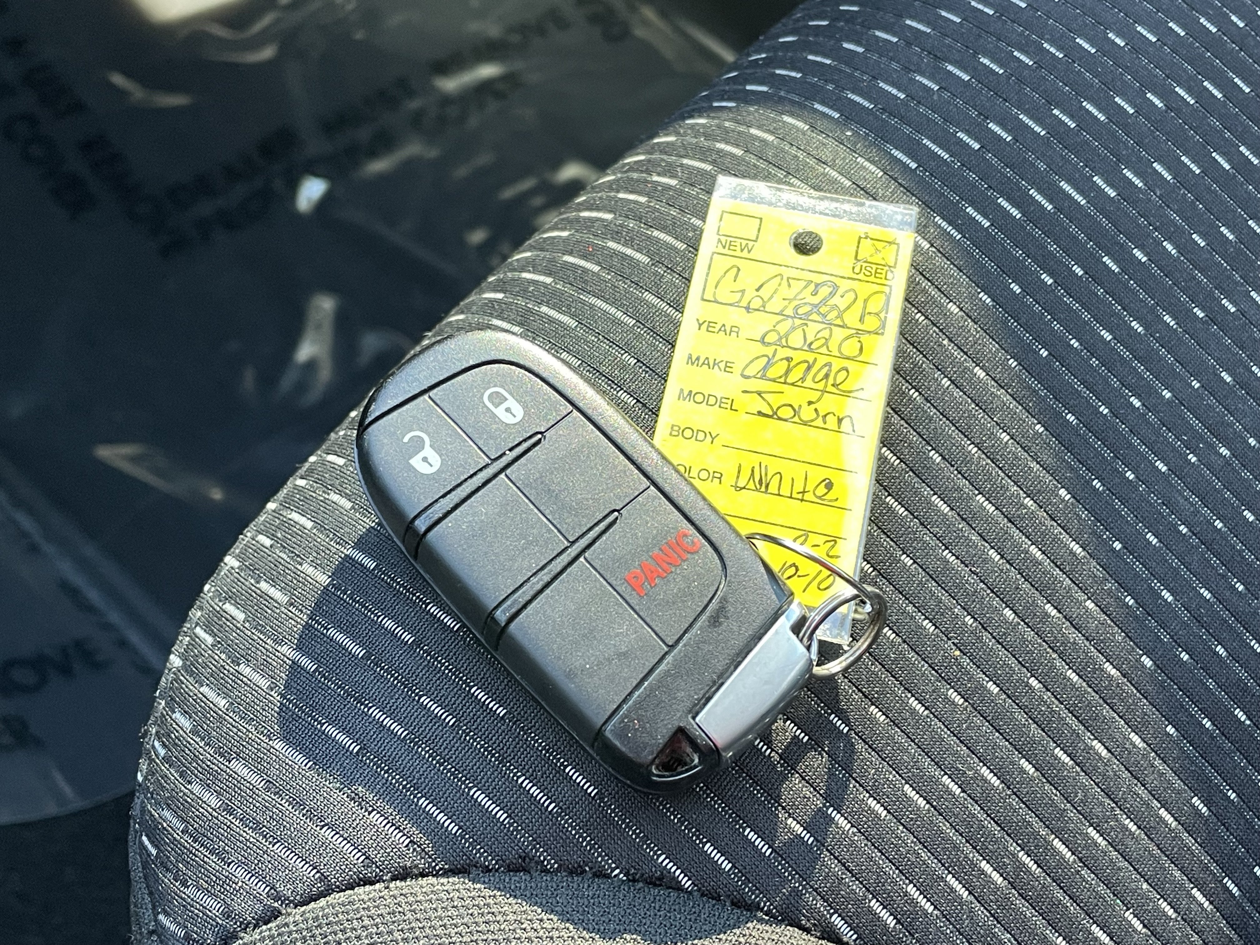 Used 2020 Dodge Journey SE w/ SE Popular Equipment Group FWD image 19
