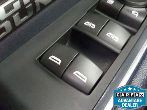 Used 2022 Chevrolet Silverado 1500 High Country w/ High Country Premium Package image 36